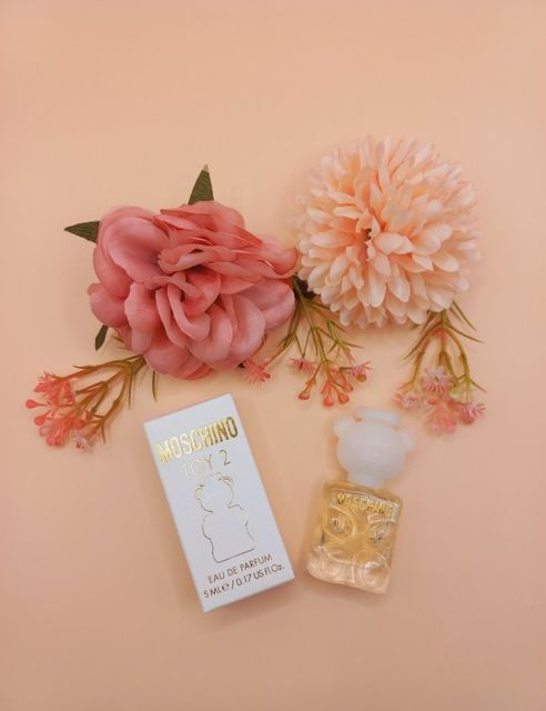 Nước hoa nữ Moschino Toy 2 EDP trẻ trung cuốn hút 2
